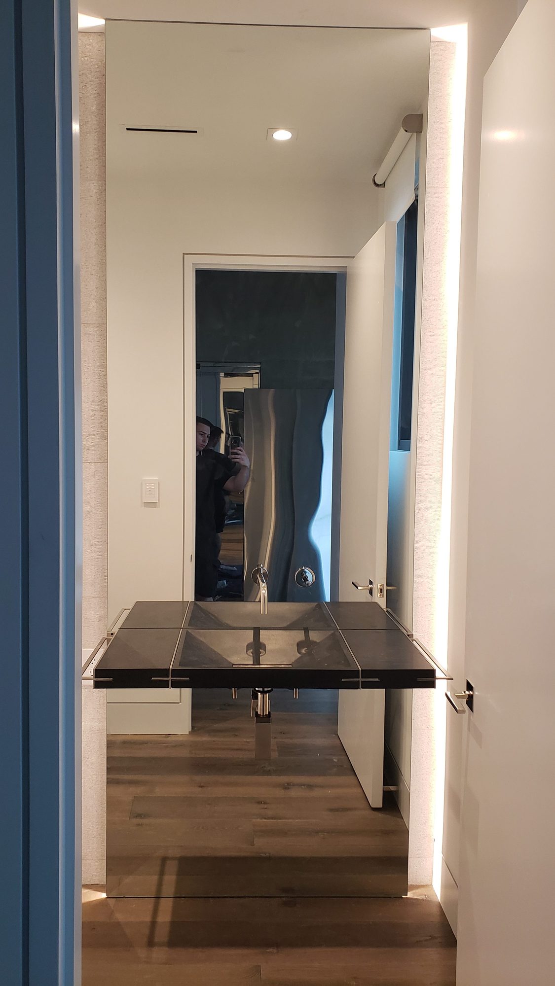 Mirrors project by Advanced Glass Industries in South Florida — photo 70