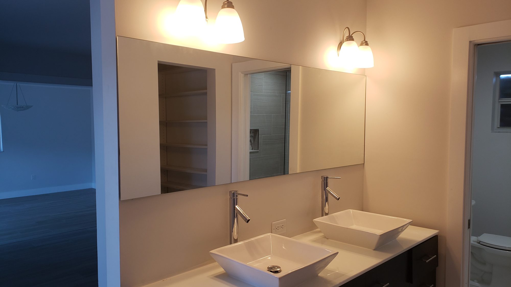 Mirrors project by Advanced Glass Industries in South Florida — photo 68