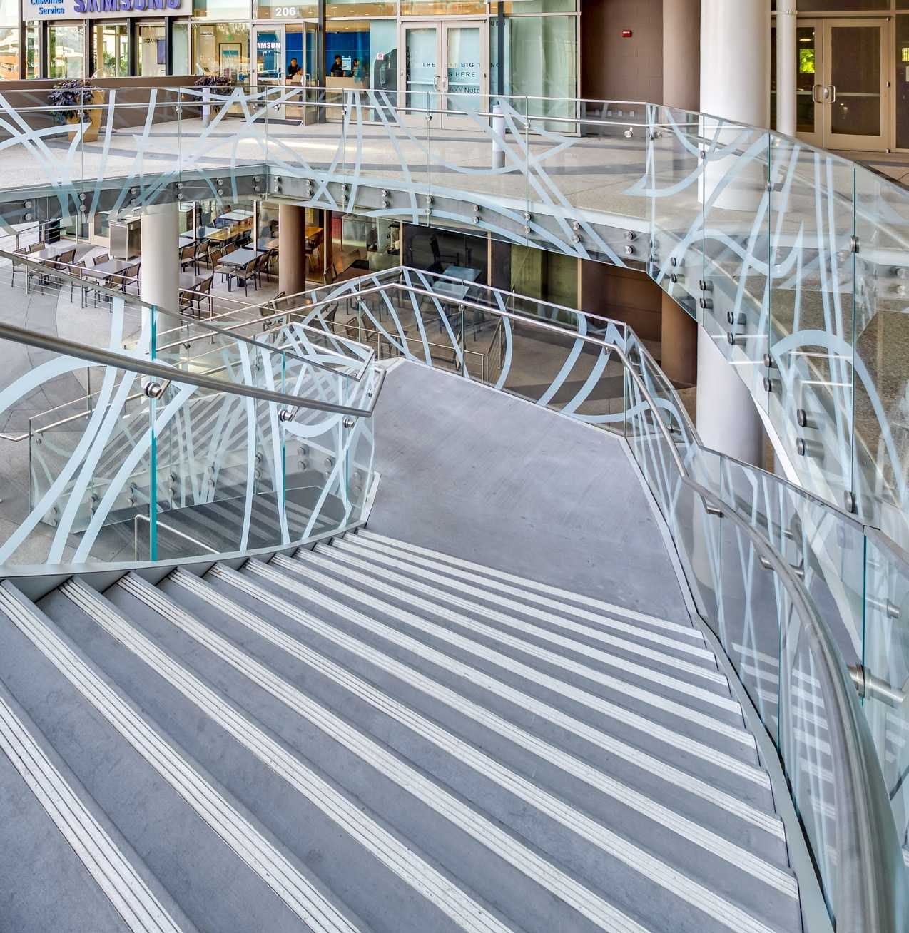 Exclusive Services project by Advanced Glass Industries in South Florida — photo 19