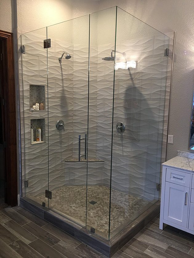 Frameless Shower & Tub Enclosures project by Advanced Glass Industries in South Florida — photo 47