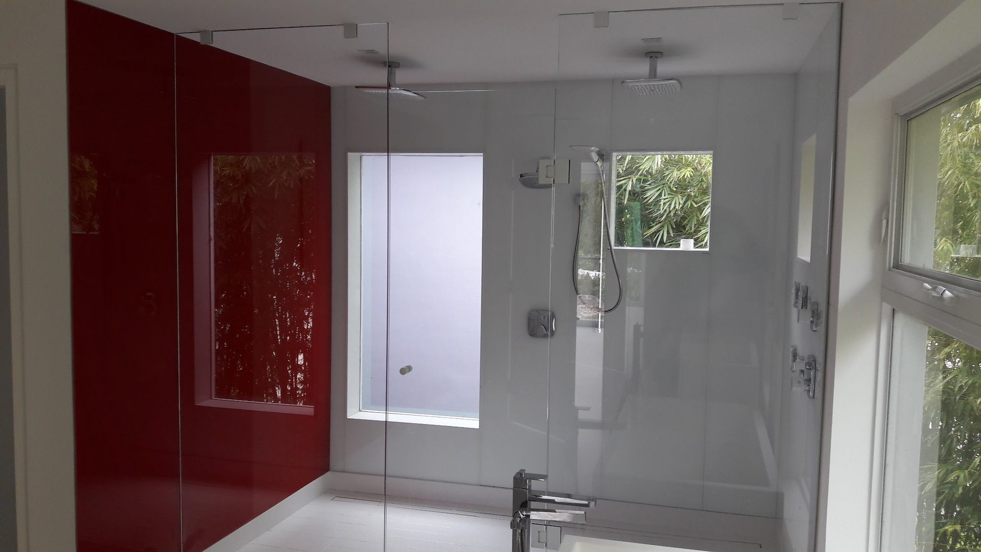 Frameless Shower & Tub Enclosures project by Advanced Glass Industries in South Florida — photo 14