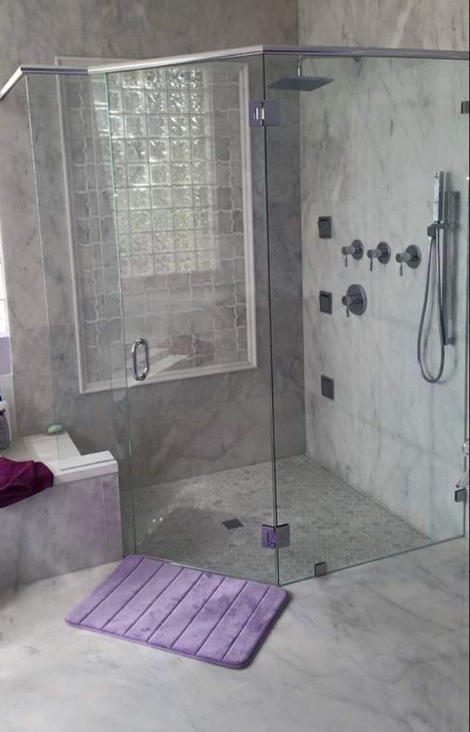 Frameless Shower & Tub Enclosures project by Advanced Glass Industries in South Florida — photo 37