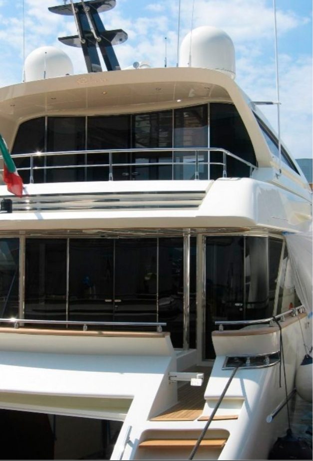 Yacht Glass project by Advanced Glass Industries in South Florida — photo 18