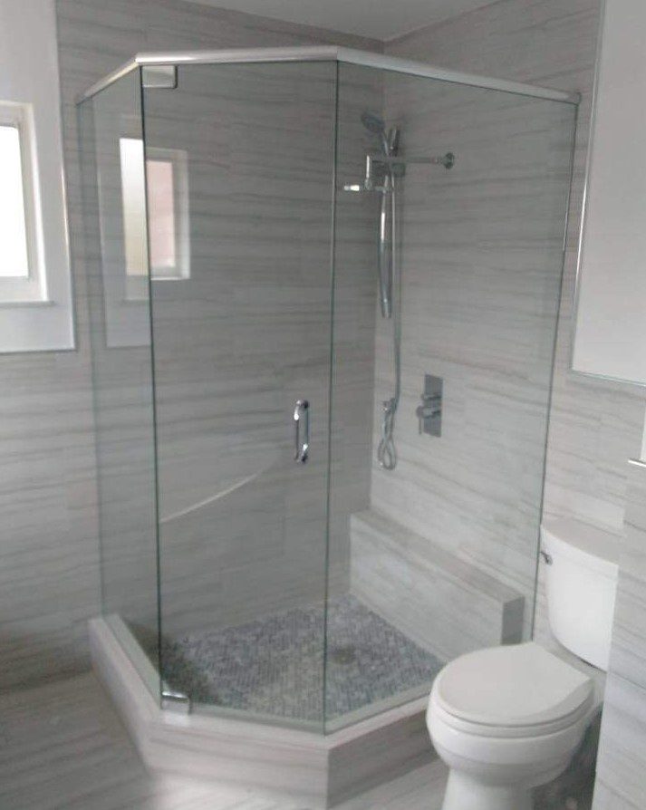 Frameless Shower & Tub Enclosures project by Advanced Glass Industries in South Florida — photo 34