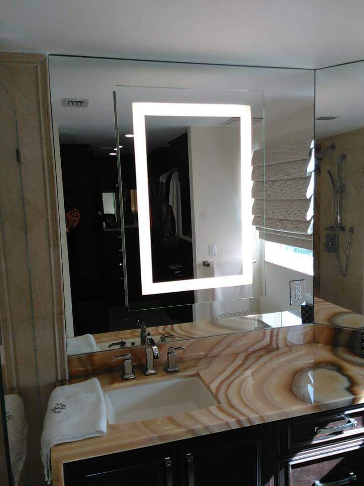 Mirrors project by Advanced Glass Industries in South Florida — photo 25